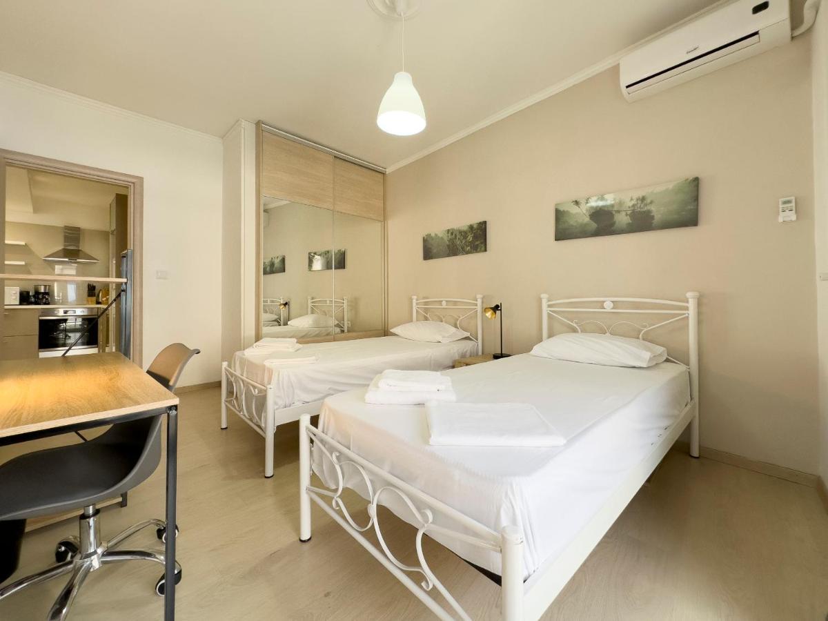 Appartement Mihail Voda Modern 55Sqm In Athènes Extérieur photo