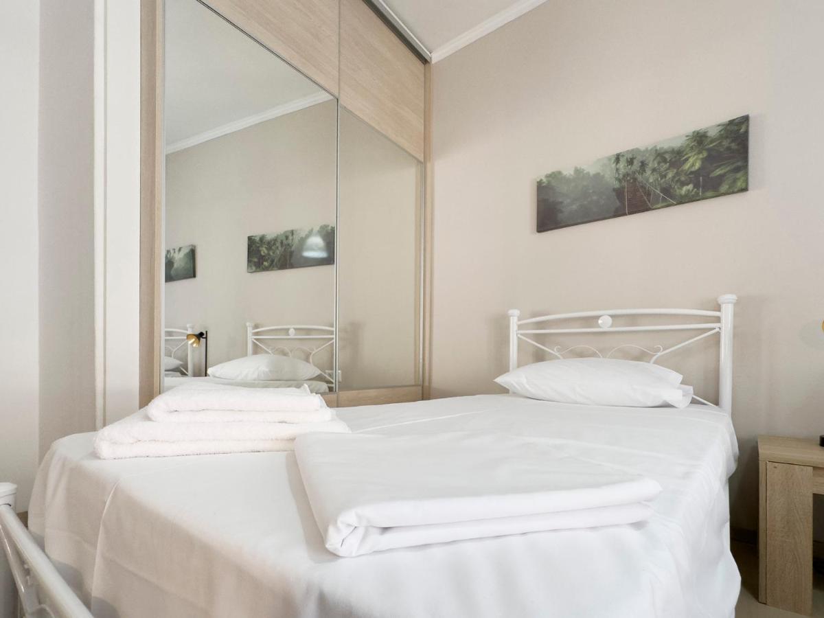 Appartement Mihail Voda Modern 55Sqm In Athènes Extérieur photo
