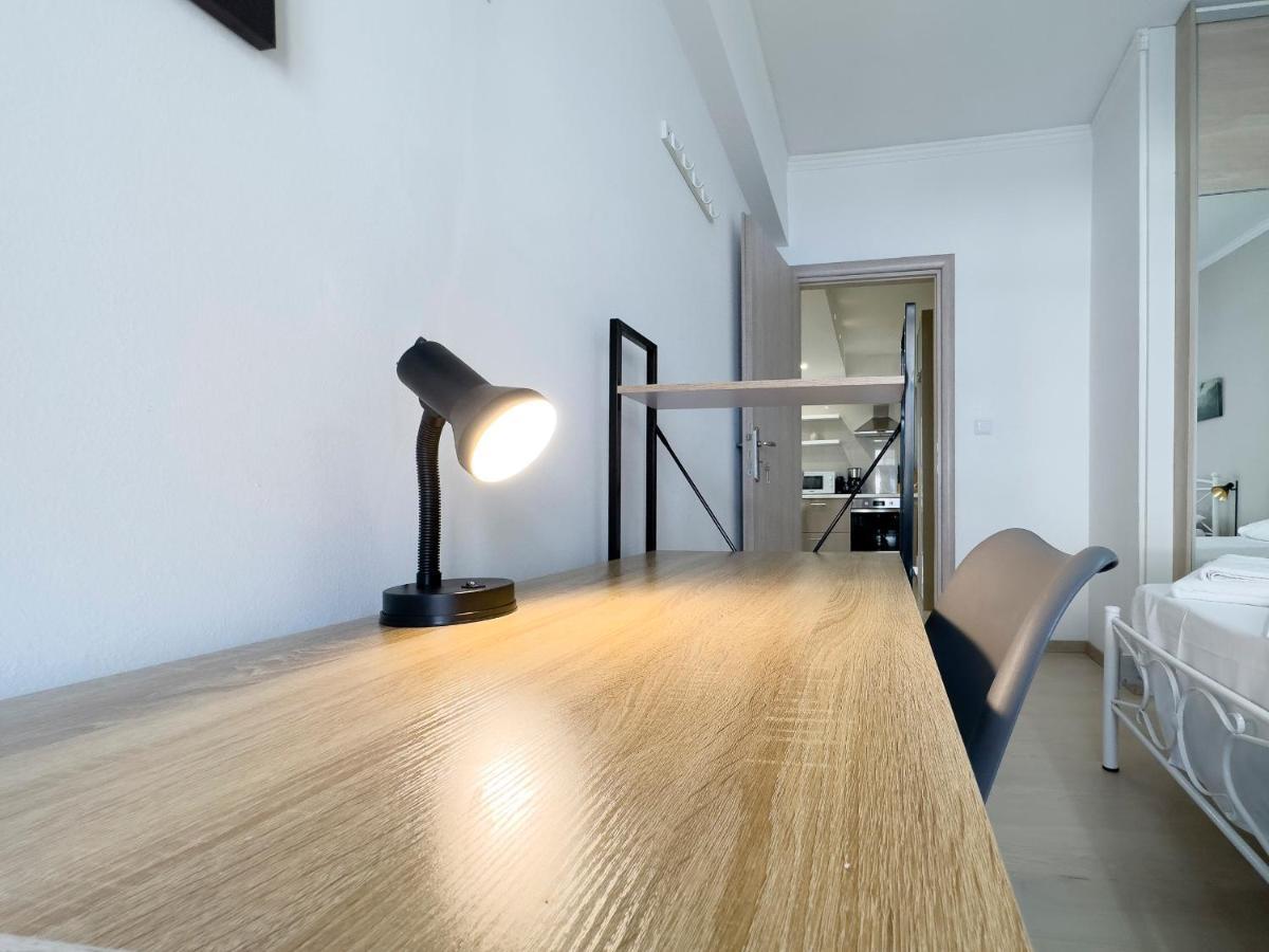 Appartement Mihail Voda Modern 55Sqm In Athènes Extérieur photo